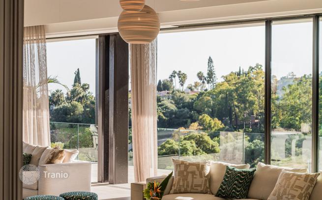 4-Bedroom Villa Near Golf Course in Marbella, photo 4