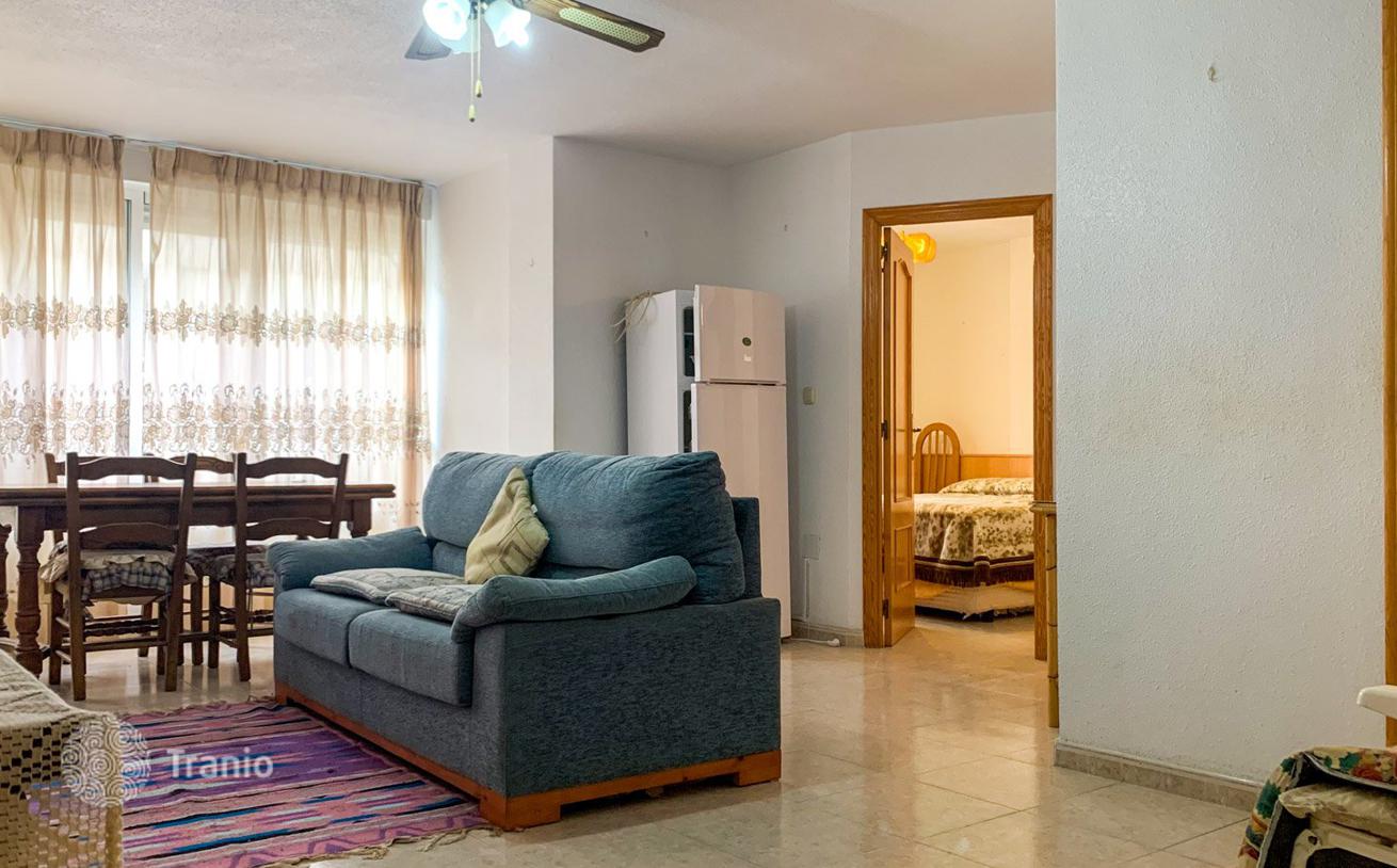 2-Bedroom Apartment with Sea View in Torrevieja, photo 2