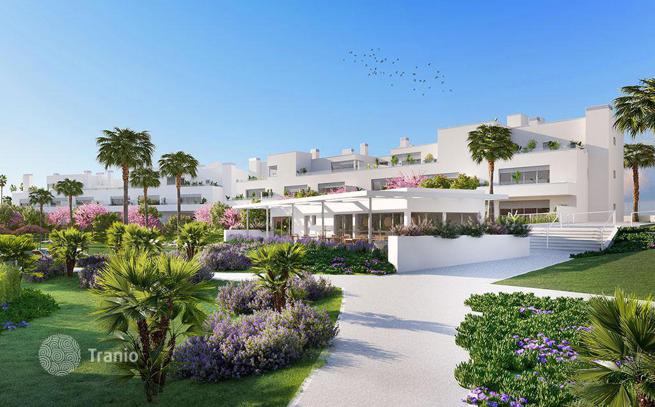 3-Bedroom Apartment with Panoramic Views 500 m from the Beach in Estepona, photo 3