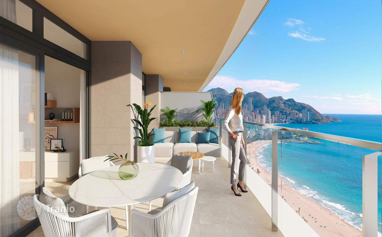 4-Bedroom Beachfront Apartment with Sea View in Benidorm, Alicante, photo 4