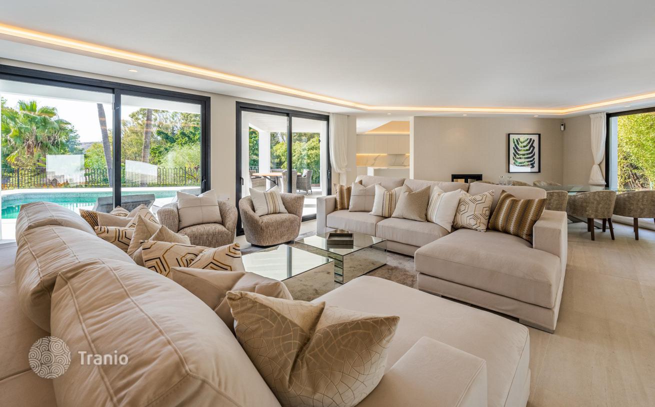 5-Bedroom Villa with Private Pool in El Paraiso, Estepona, photo 5