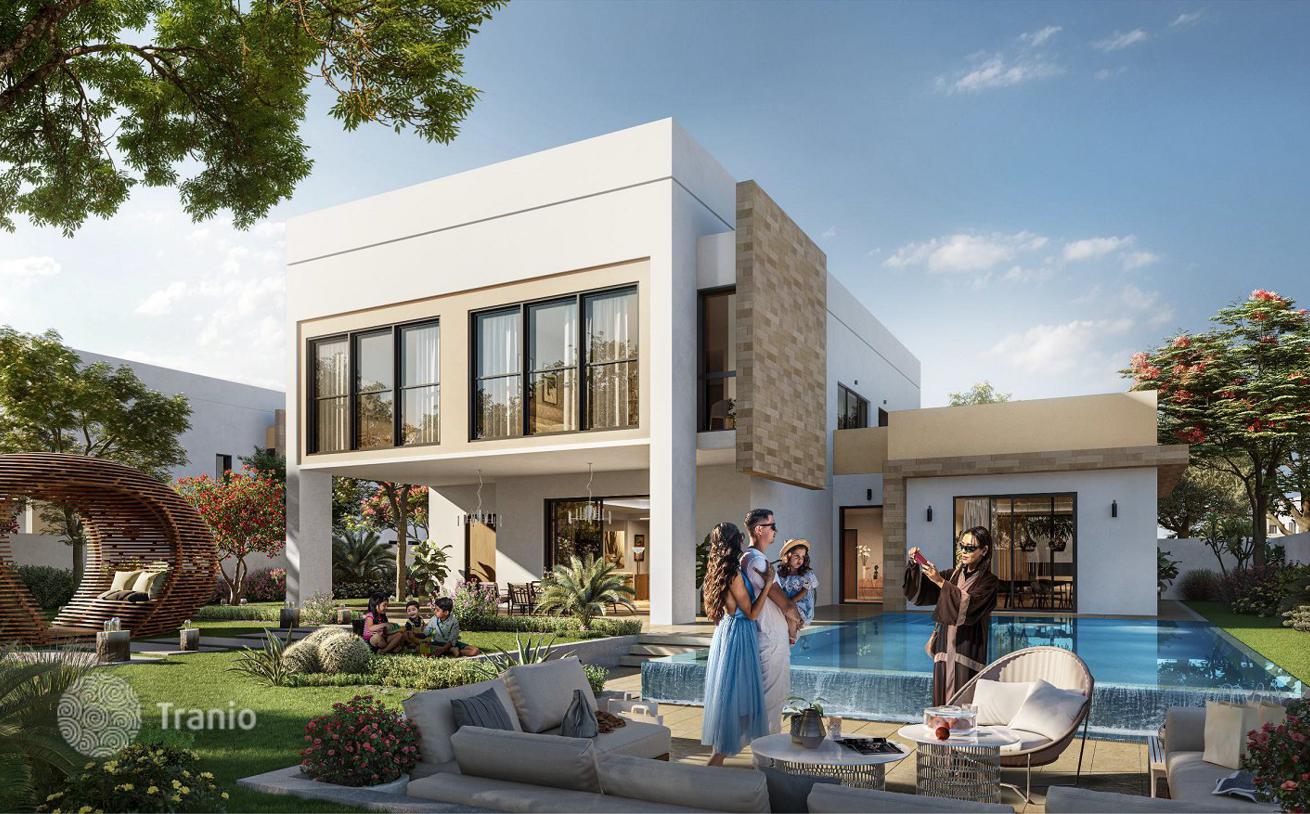 New Villas and Townhouses with Pools and Golf Course in Abu Dhabi