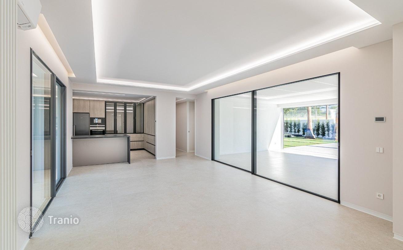 4-Bedroom Villa with Private Pool and Garden in Guadalmina Alta, San Pedro de Alcantara, photo 4