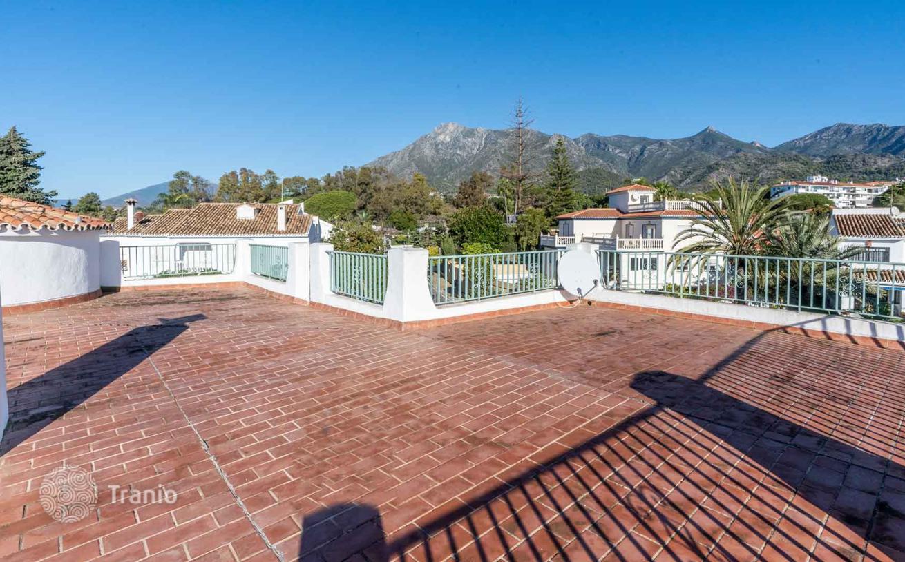 4-Bedroom Villa with Private Pool in Marbella, photo 5