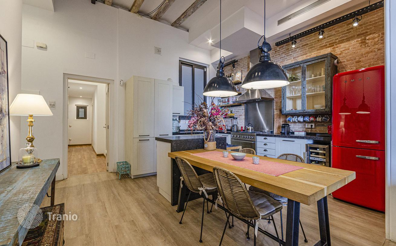 1-Bedroom Apartment with Port View in El Born, Barcelona, photo 4
