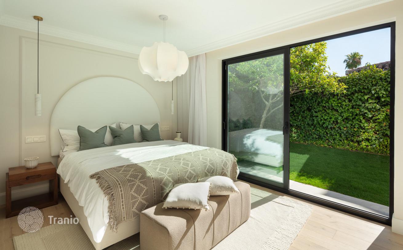 Villa with Private Pool and Garden in Nueva Andalucia, Marbella, photo 5