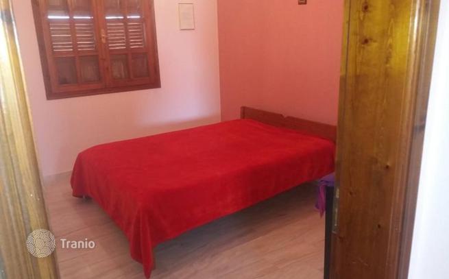 2-Bedroom House with Garden Near the Sea in Thessaloniki, photo 4