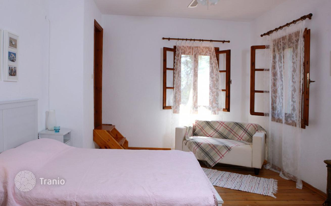 3-Bedroom Villa with Sea View Opposite Sandy Beach in Sitonia, photo 3