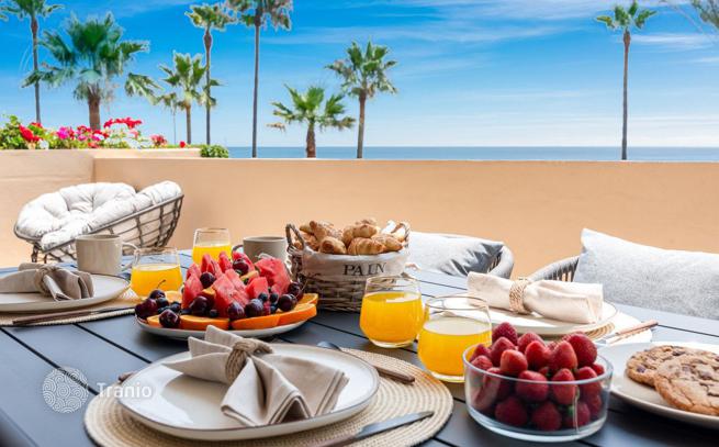 2-Bedroom Apartment in Estepona