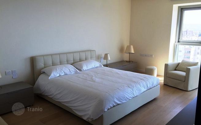 3-Bedroom Apartment in Neapolis, Limassol, photo 3