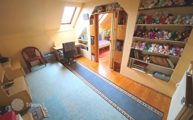 2-Bedroom Apartment in Budapest, Hungary, photo 4