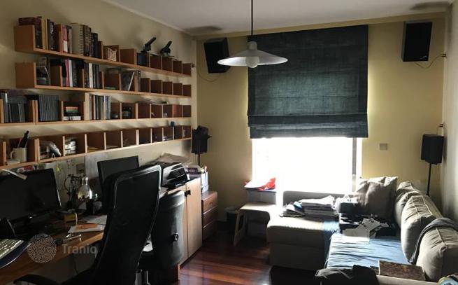 Renovated Apartment in Palaio Faliro, Athens