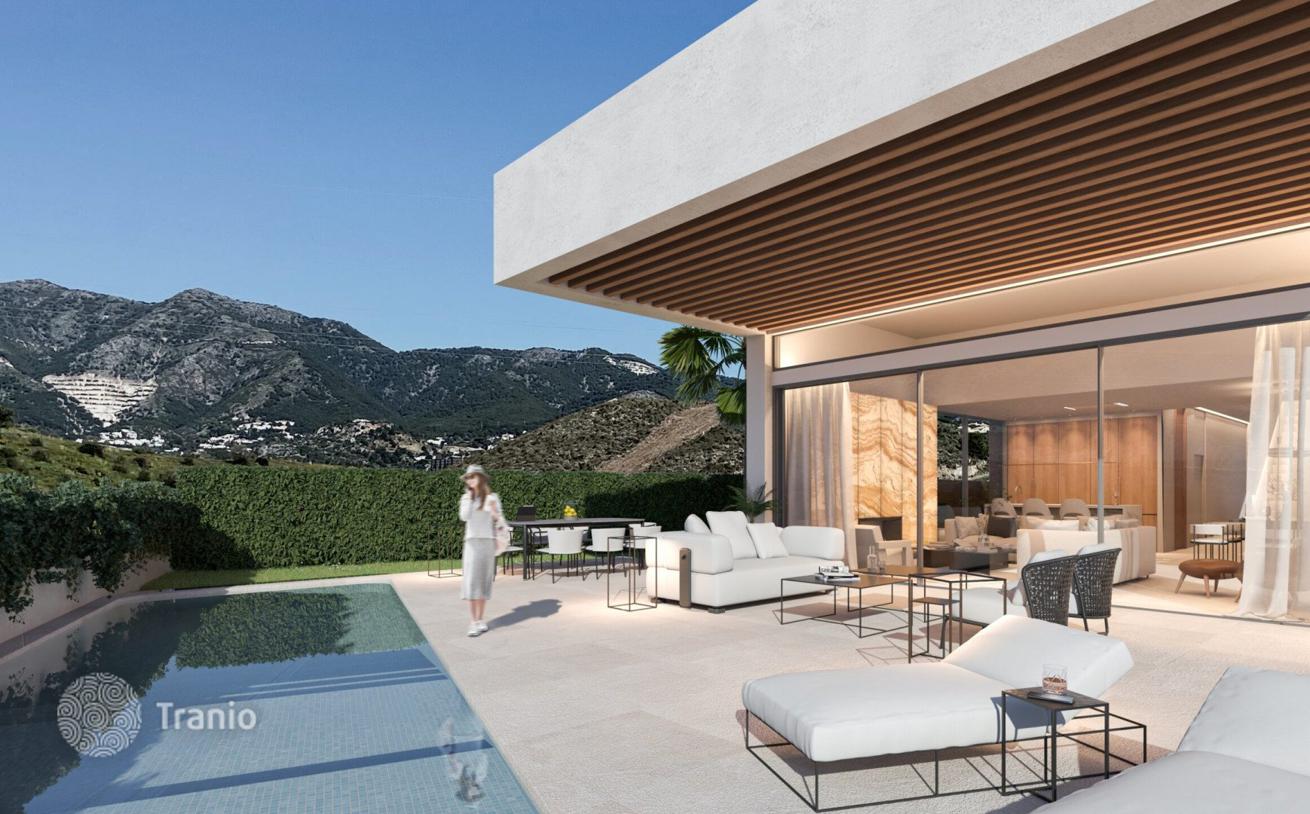 3-Bedroom Villa in Fuengirola, photo 3