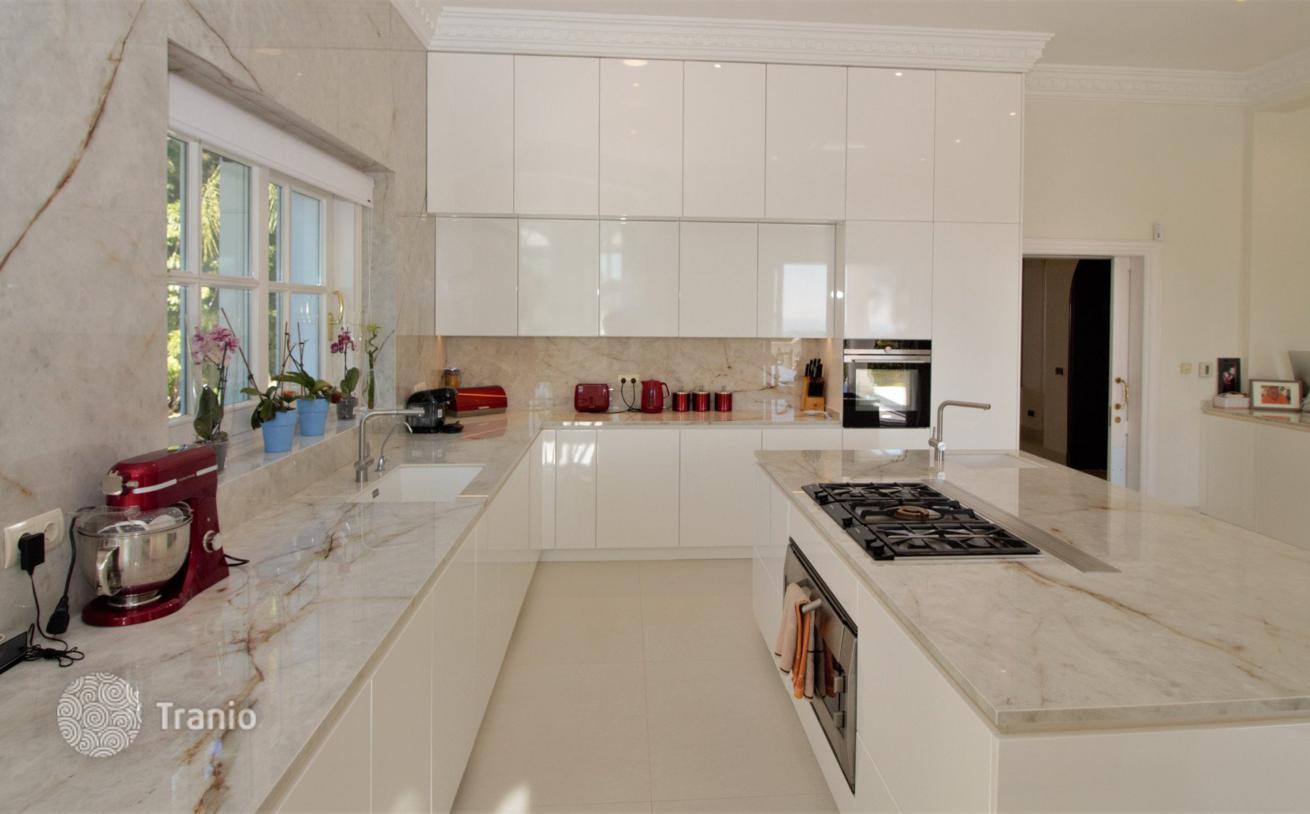 6-Bedroom Villa in La Zagaleta, Benahavís, photo 2