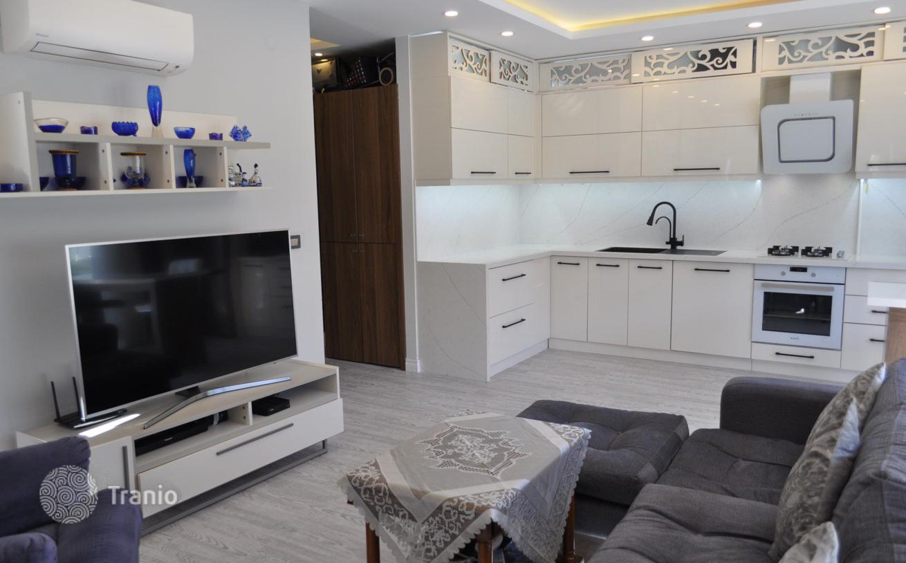 2-Bedroom (2+1) Apartment 20 m from the Sea in Lara, Antalya