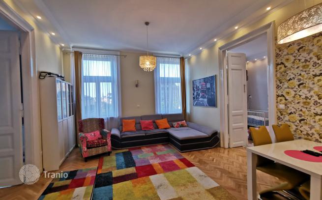 3-Bedroom Apartment in Budapest, Hungary, photo 5