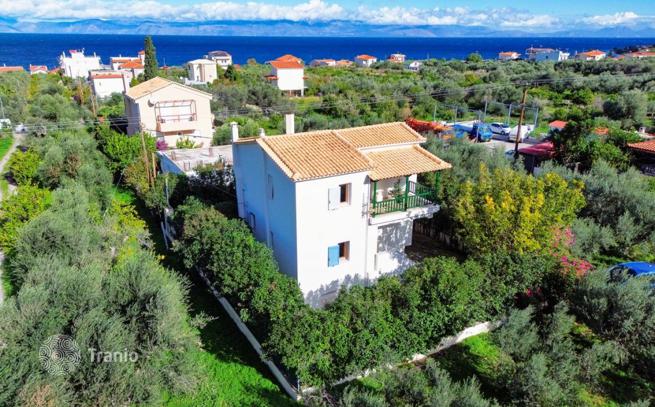 2-Bedroom Villa with Sea and Mountain Views in Xylokastro, Peloponnese
