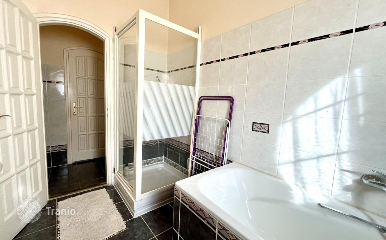 Дом в городе 380 м² в Дебрецене, Венгрия, фото 4
