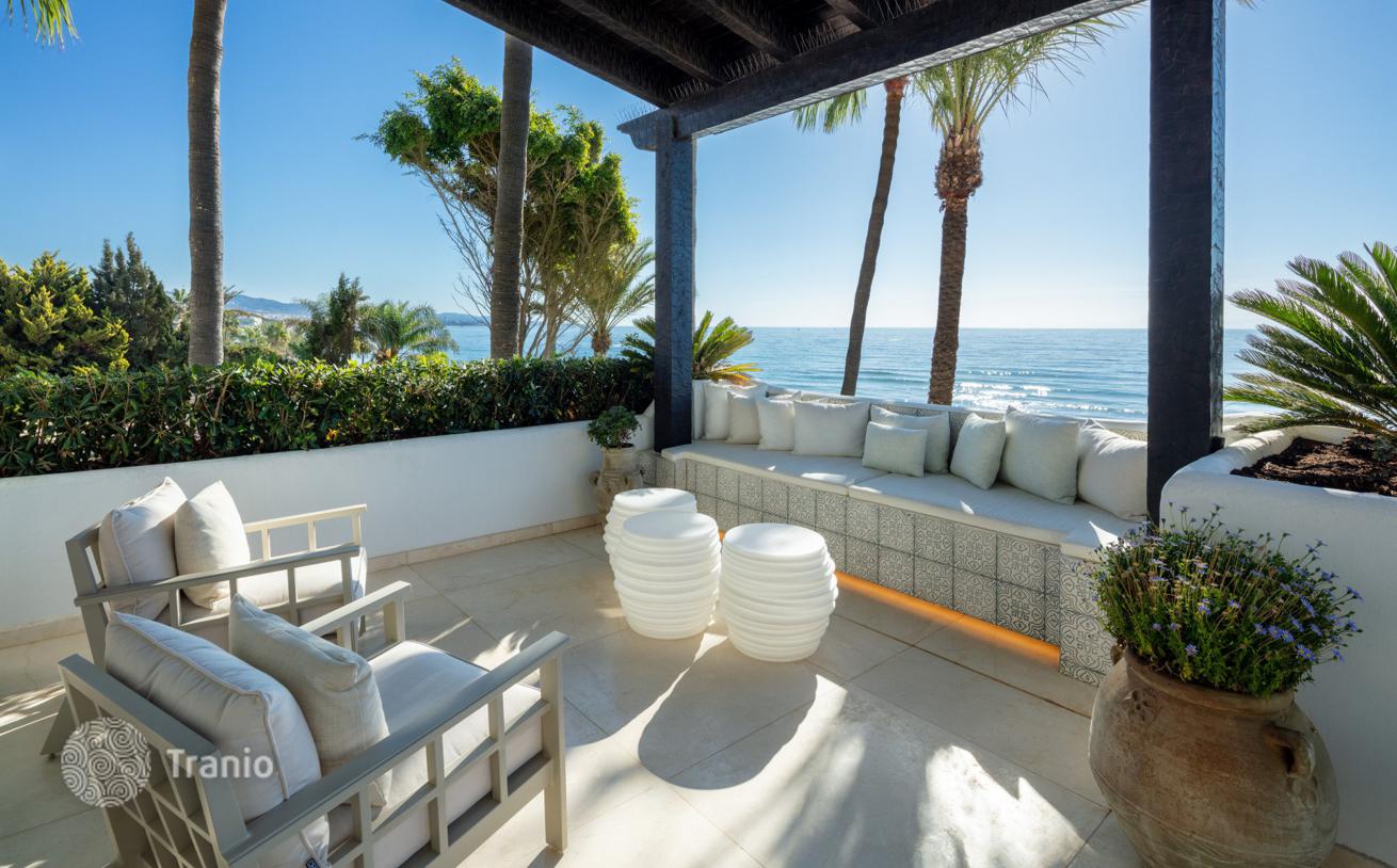 2-Bedroom Penthouse with Private Pool and Sea View in Marbella, photo 3