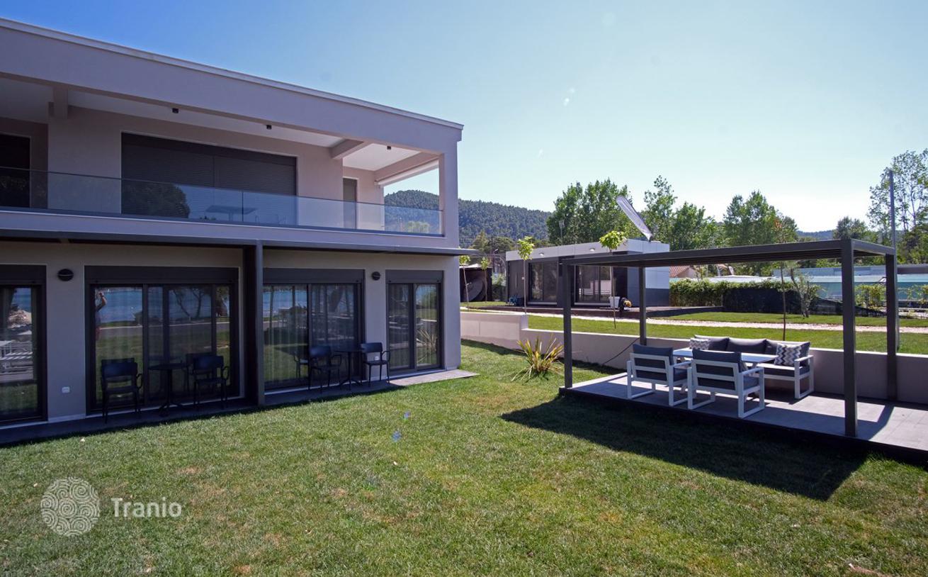 6-Bedroom Villa with Private Pool in Vourvourou, Halkidiki, photo 4