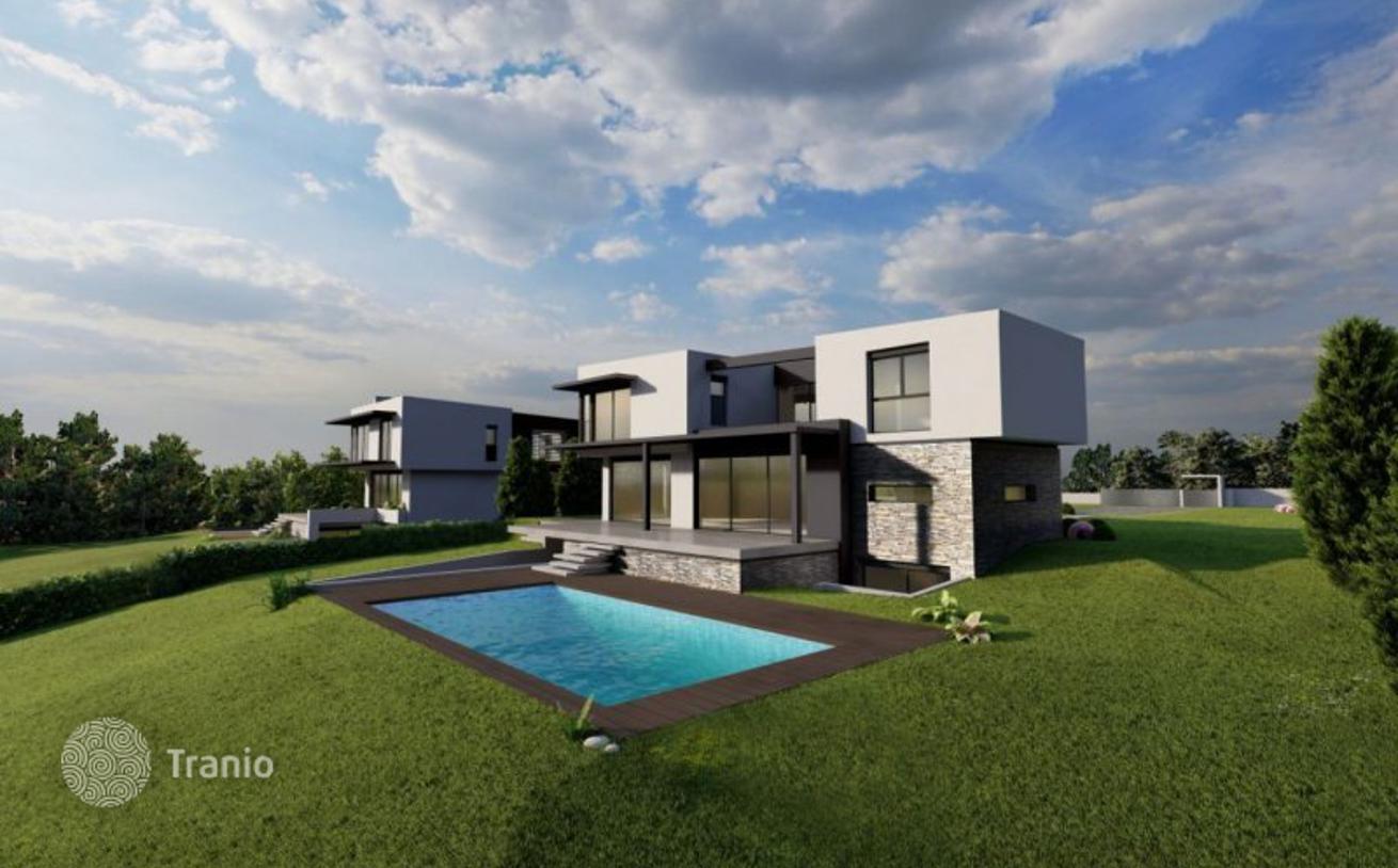 3-Bedroom House with Pool and Garden in Panorama, Thessaloniki