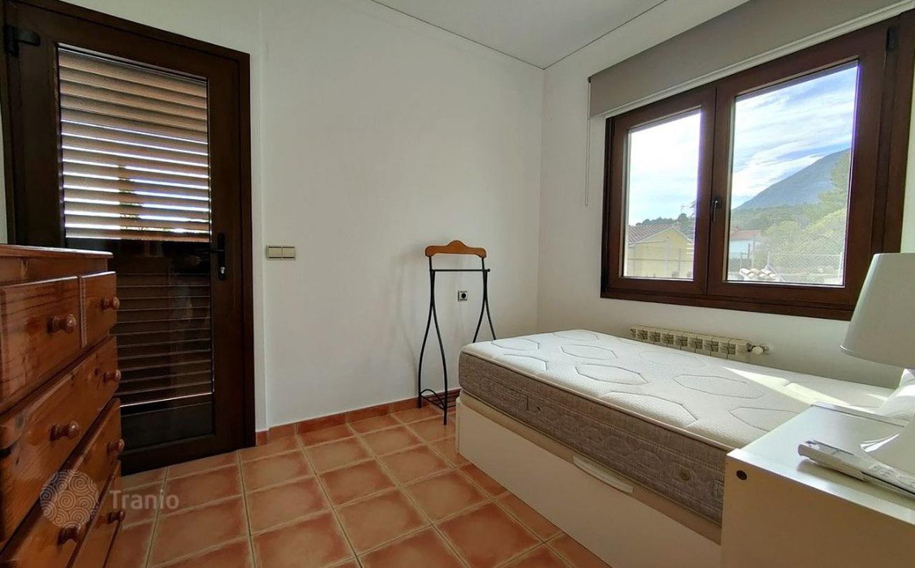 4-комнатный коттедж 350 м² в Кальпе, Испания, фото 5