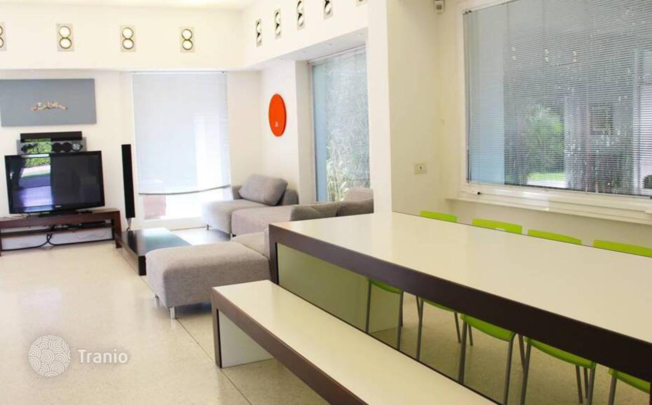 6-комнатная вилла 340 м² в Форте-дей-Марми, Италия, фото 2