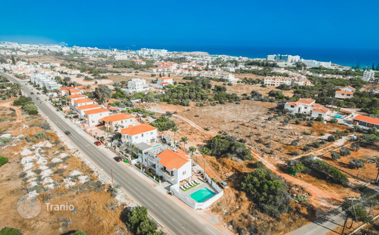 4-Bedroom Villa with Private Pool and Sea View in Ayia Napa