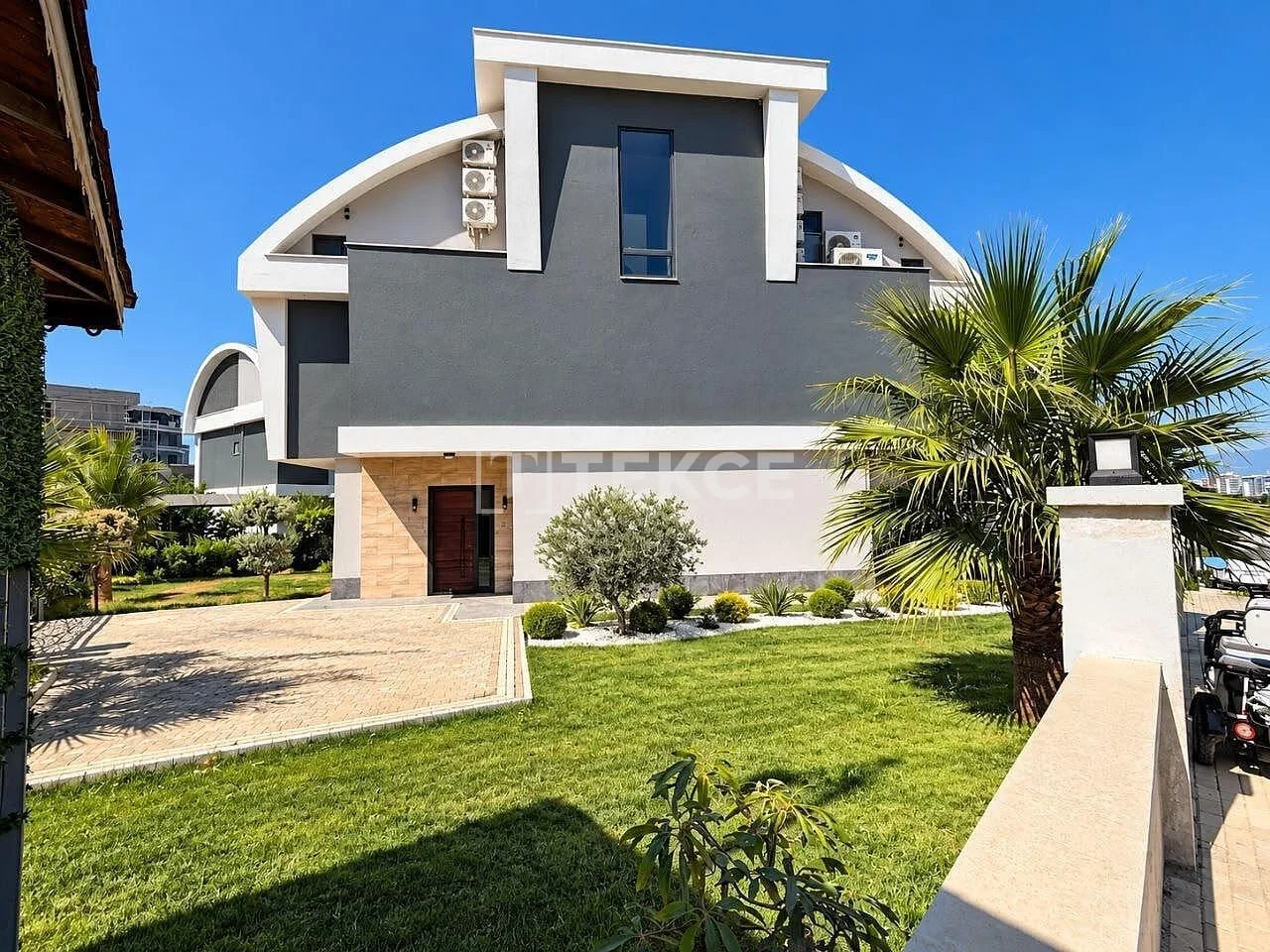 7-Bedroom Villa with Private Pool and Garden in Alanya, photo 5