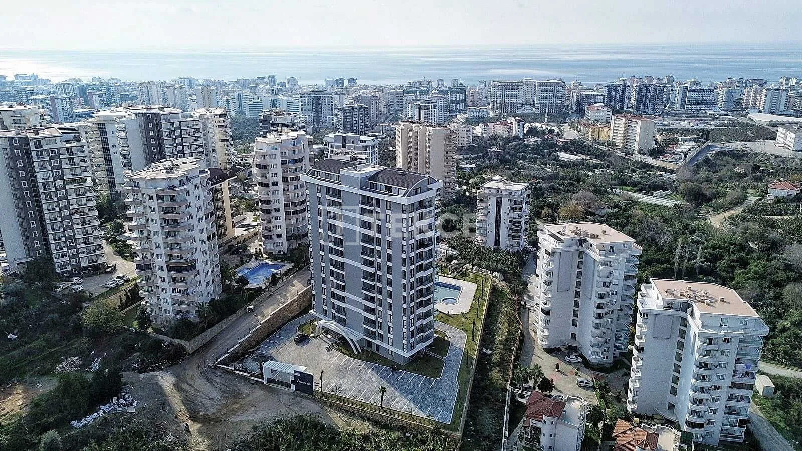 1-Bedroom Apartment with Mountain and City View in Mahmutlar, Alanya, photo 5