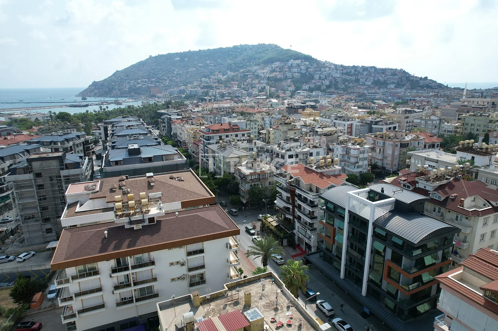 1-Bedroom Apartment 500 m from the Beach in Central Alanya, photo 2