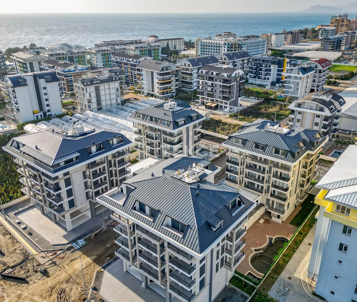 1-Bedroom Apartment with Sea and Mountain Views in Kargicak, Alanya