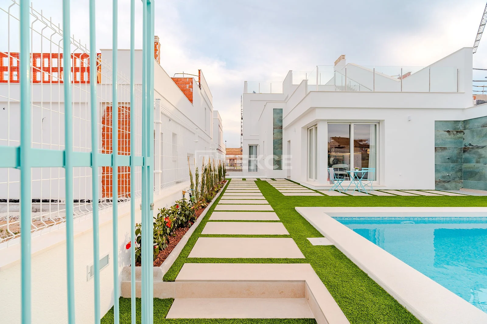 3-Bedroom Villa with Private Pool in Los Alcazares, photo 2