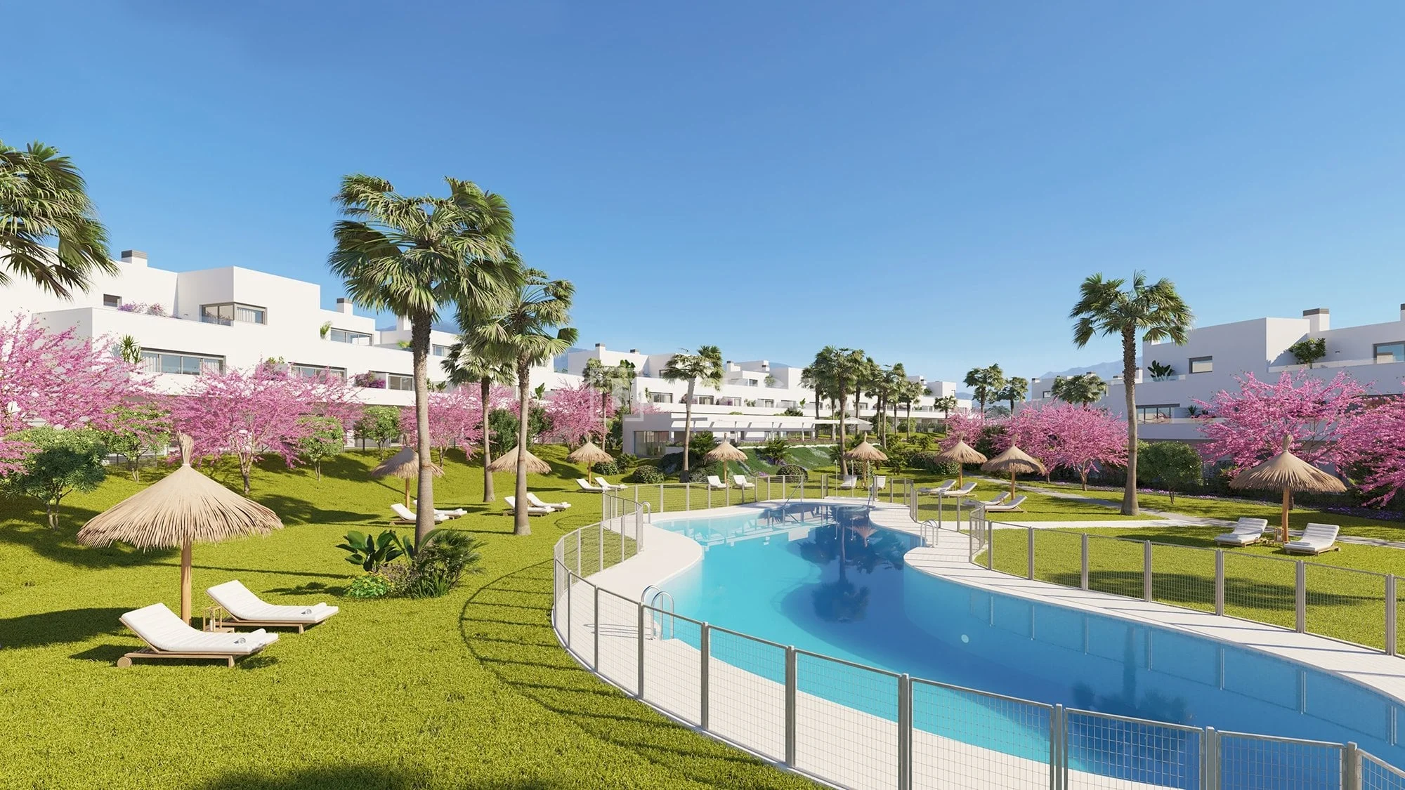 3-Bedroom Apartment with Sea and Mountain Views in Estepona, photo 3