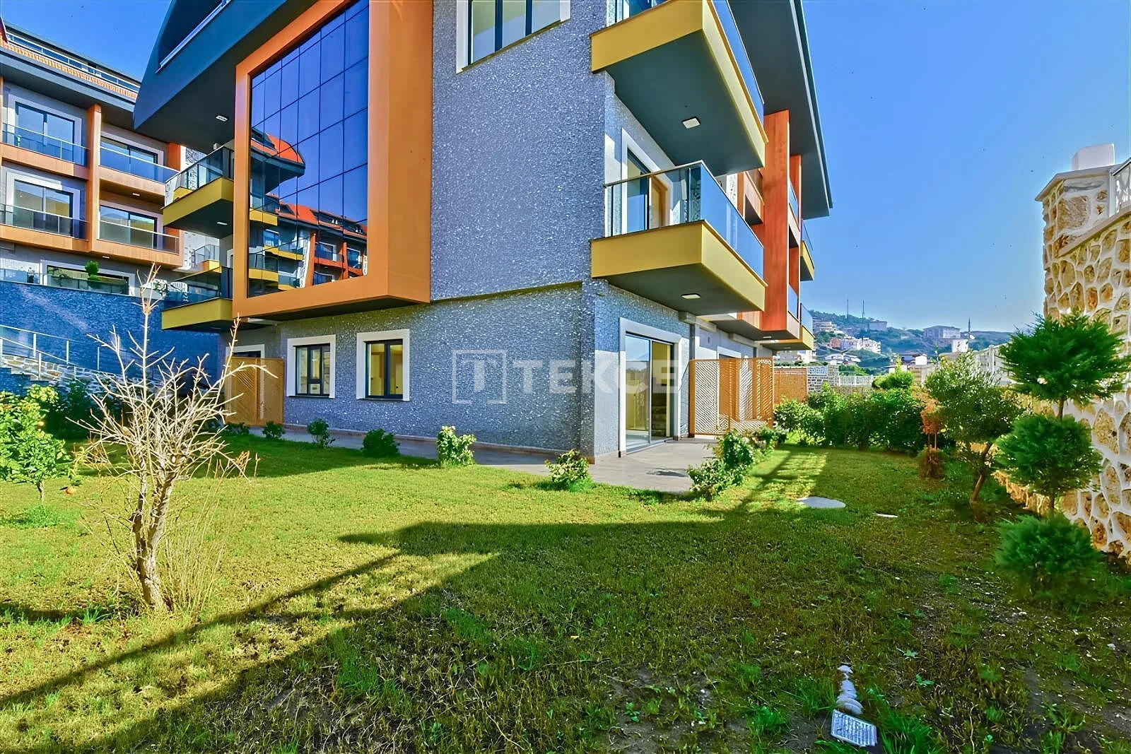 1-Bedroom Apartment with Sea View in Alanya, photo 4
