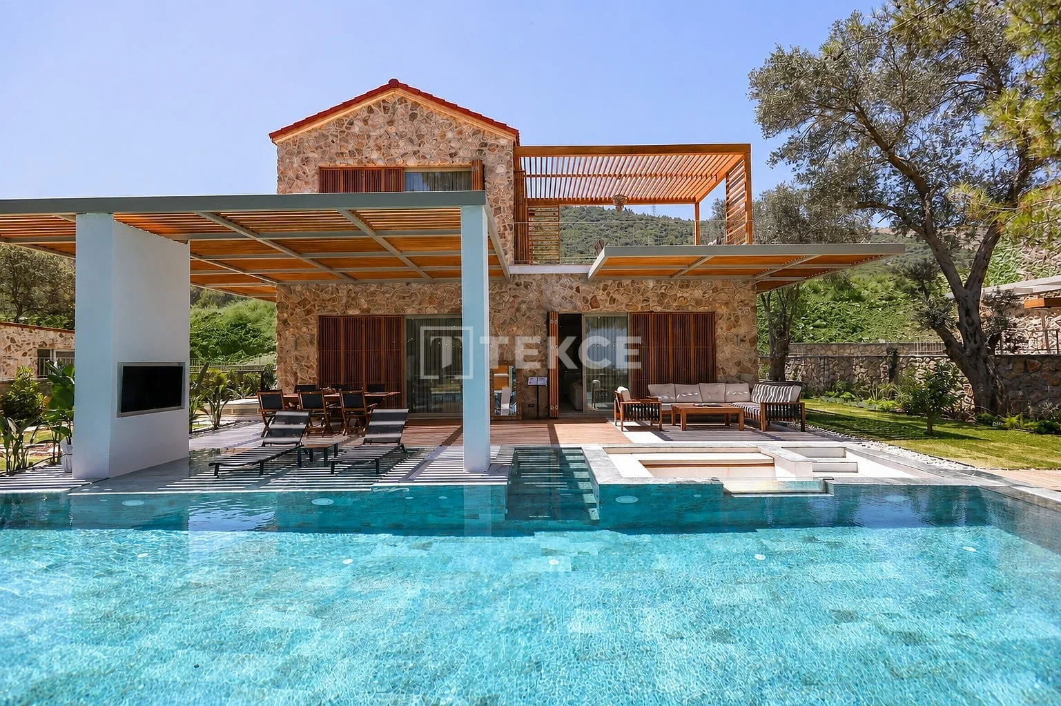 4-Bedroom Villa with Private Pool in Bodrum