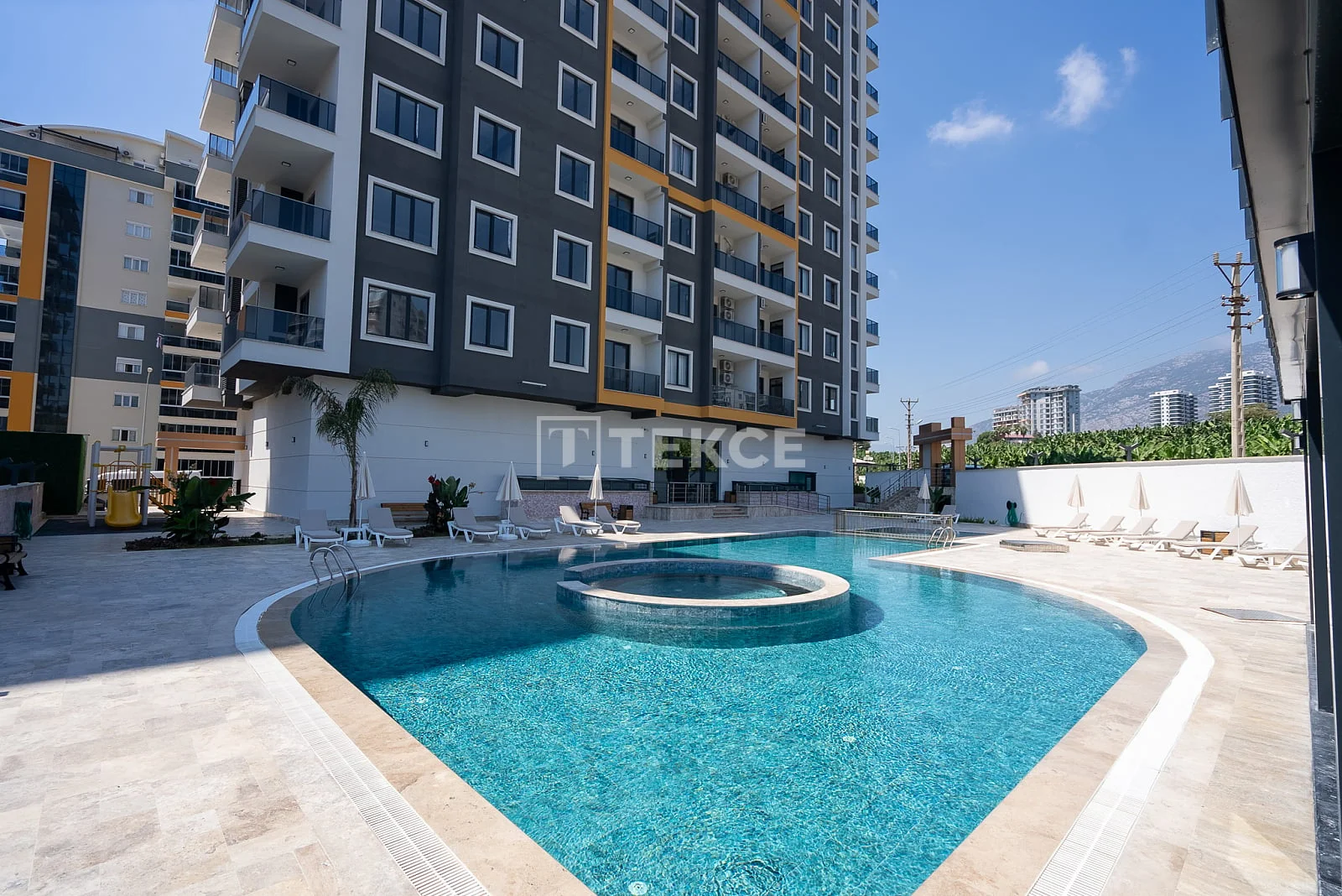2-Bedroom Penthouse and Apartment with Sea View in Mahmutlar, Alanya, photo 4