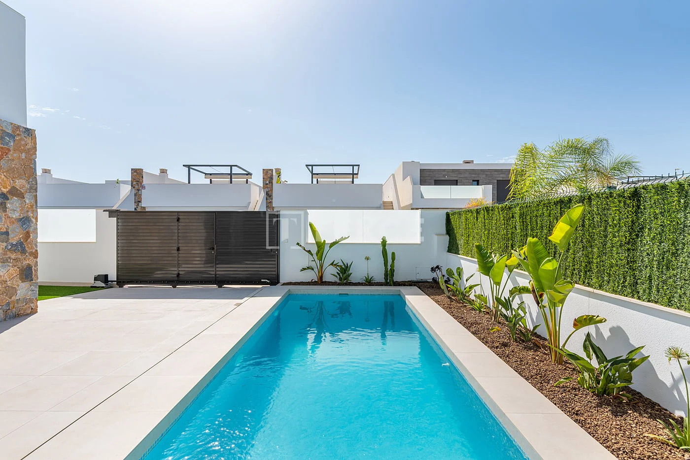 3-Bedroom Villa with Private Pool and Garden in Los Alcazares, photo 4