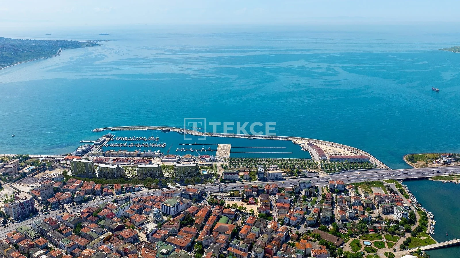 3-Bedroom Apartment with Sea and City Views in Fatih, Istanbul, photo 2