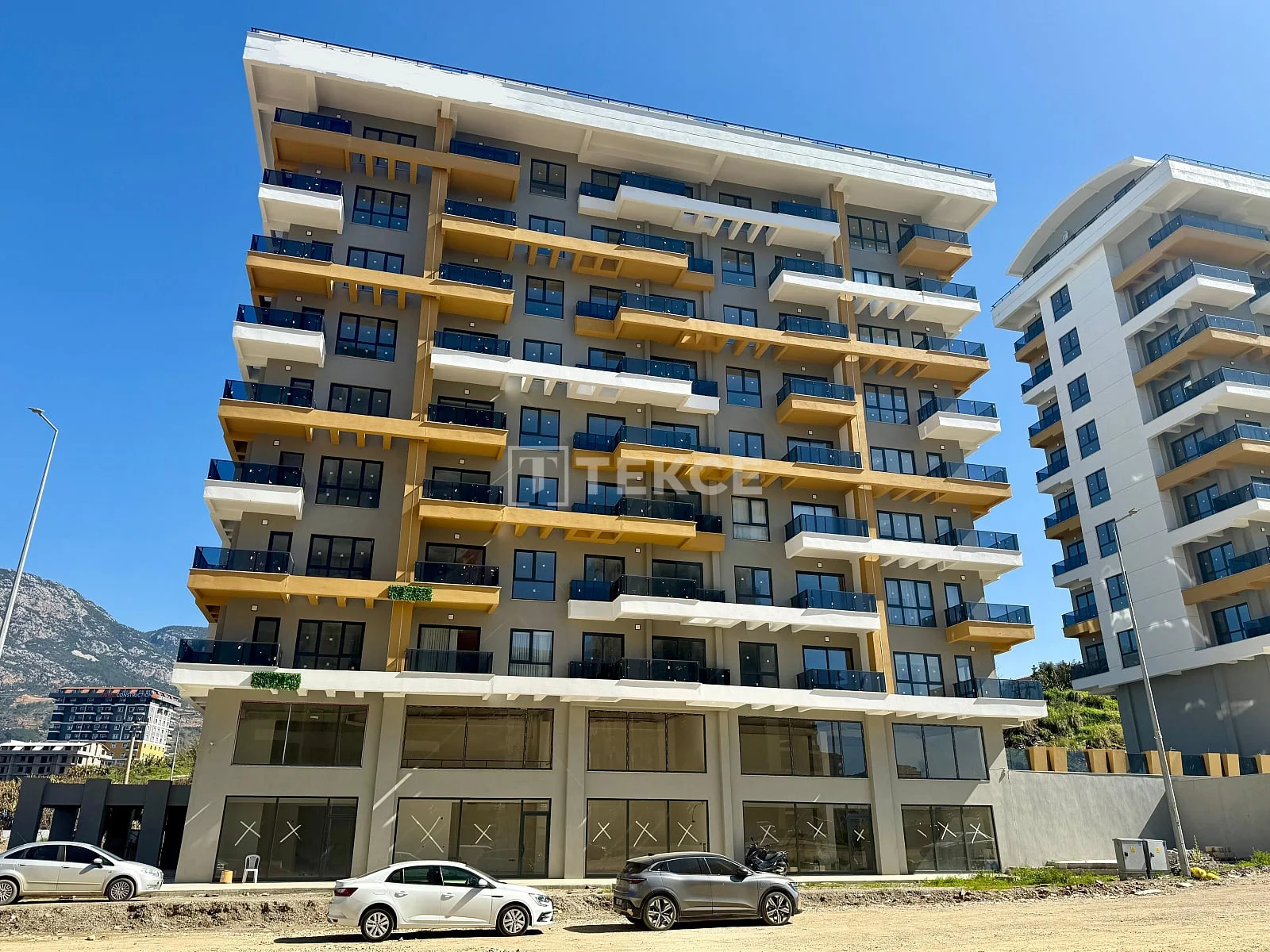 3-Bedroom Penthouse with Sea View in Mahmutlar, Alanya