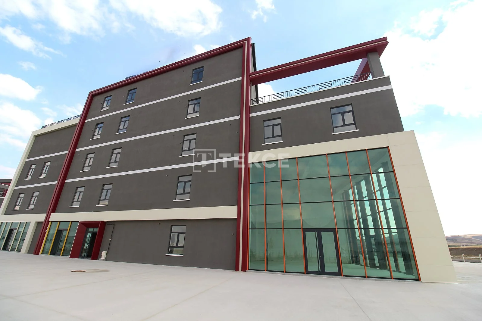 340 m² Commercial Space in Ankara, 2025 New Building, photo 5