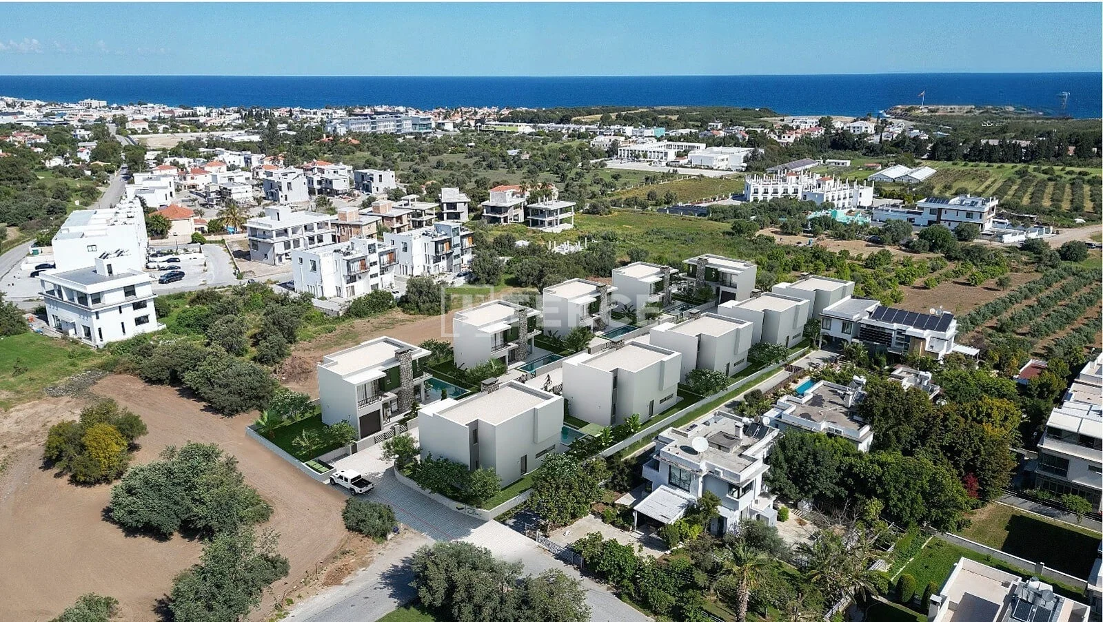 3-Bedroom Villa with Private Pool in Kyrenia, photo 3