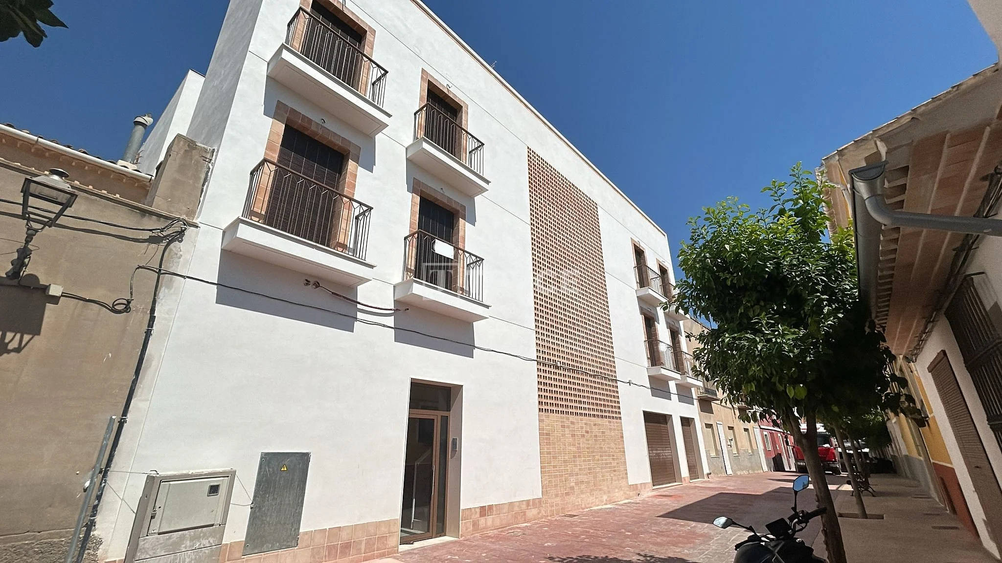 1-Bedroom Penthouse and Apartment in Onda de las Nieves, photo 4