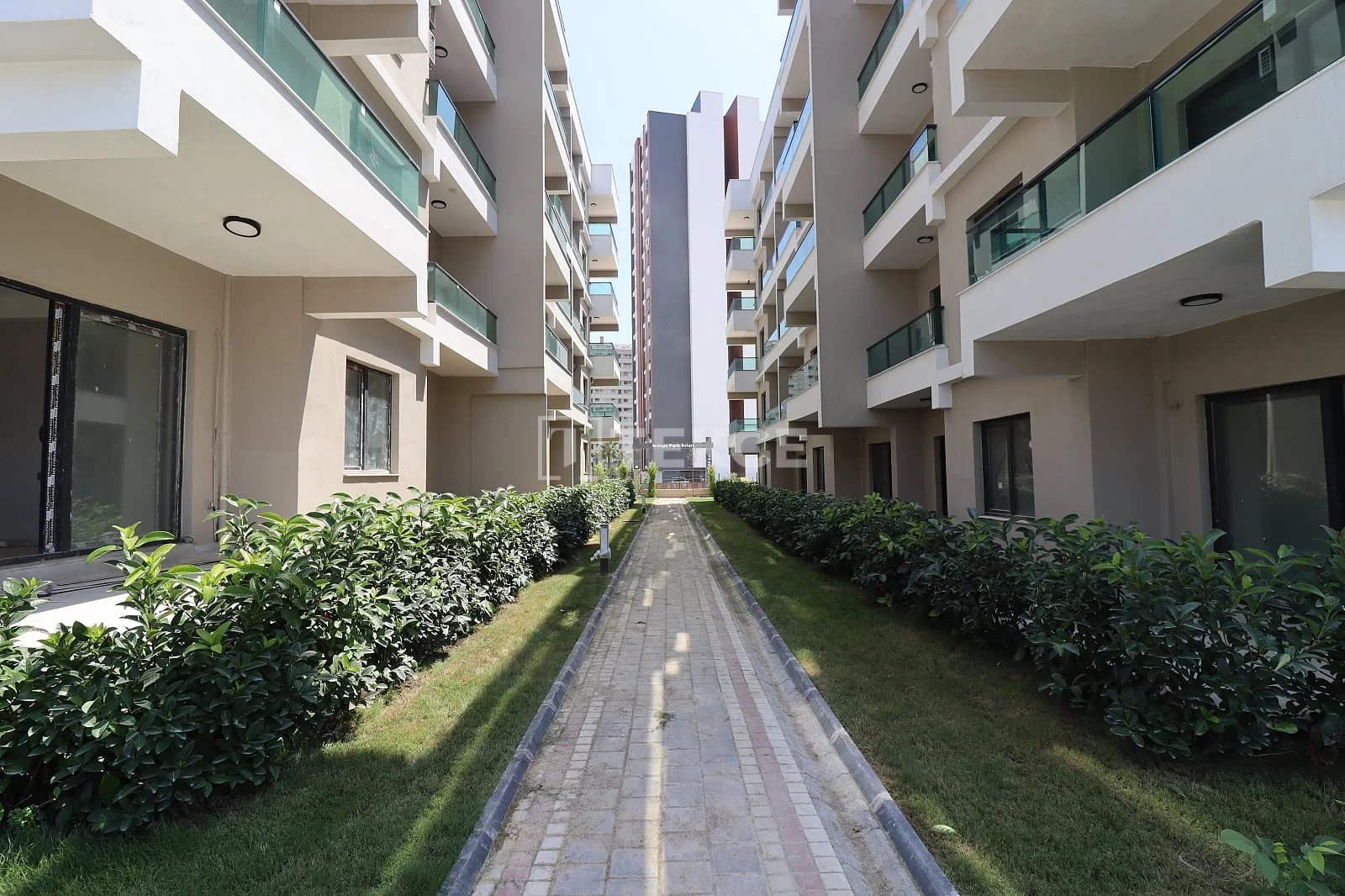1-Bedroom Apartment with Shared Pool in Mersin, photo 5