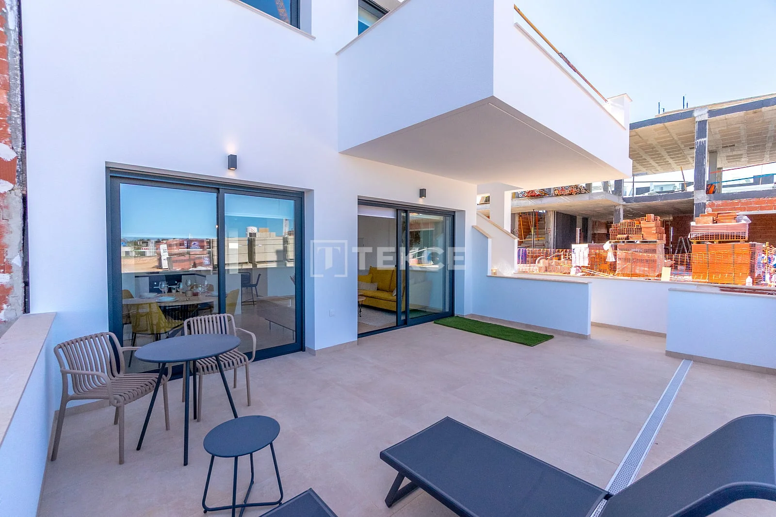 2-Bedroom Apartment with Lake View in Torrevieja, photo 4