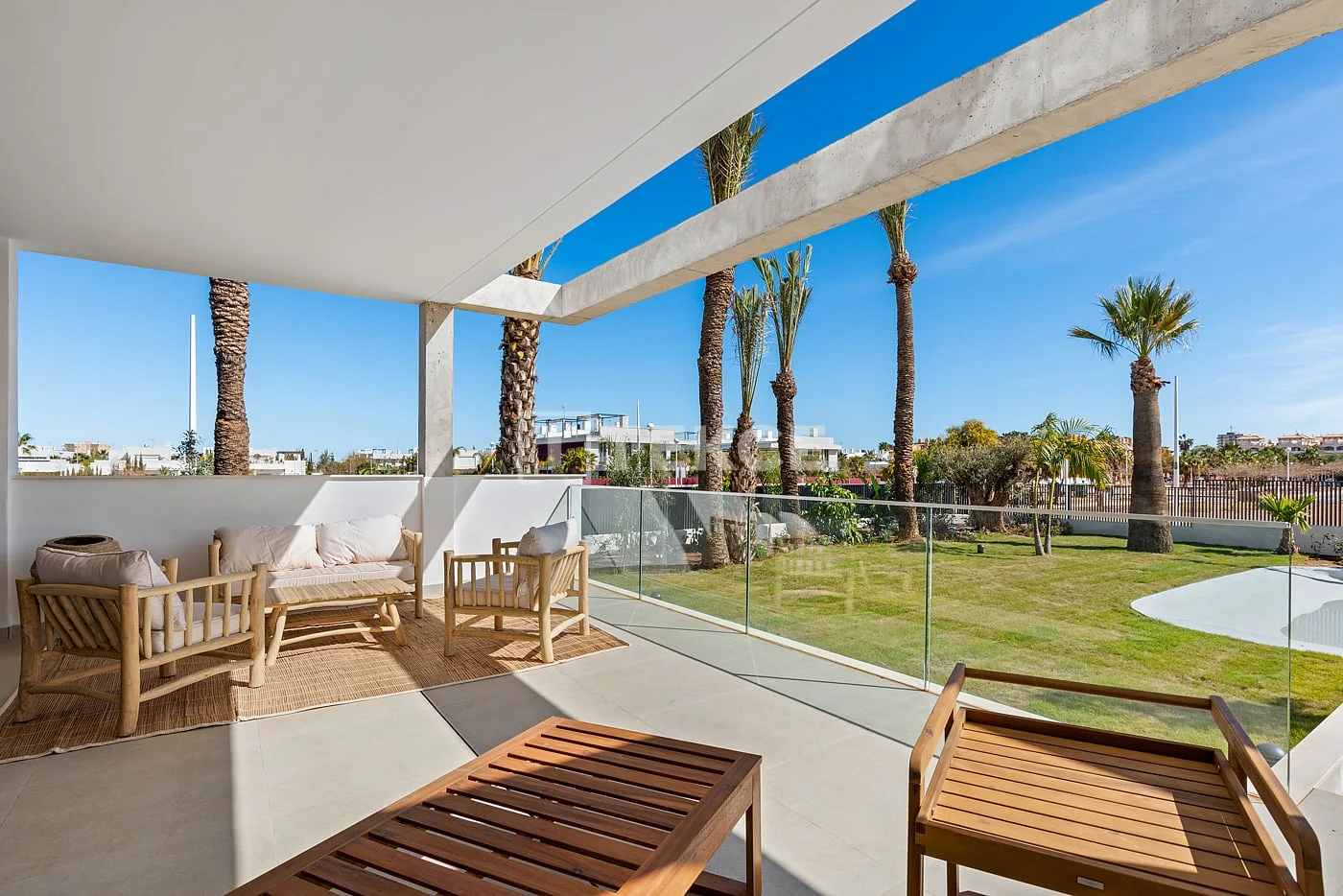 2-Bedroom Penthouse and Apartment Near the Beach in Cartagena, photo 3