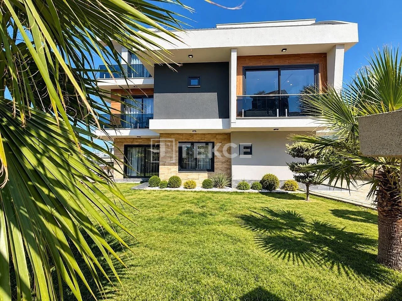 7-Bedroom Villa with Private Pool and Garden in Alanya, photo 4