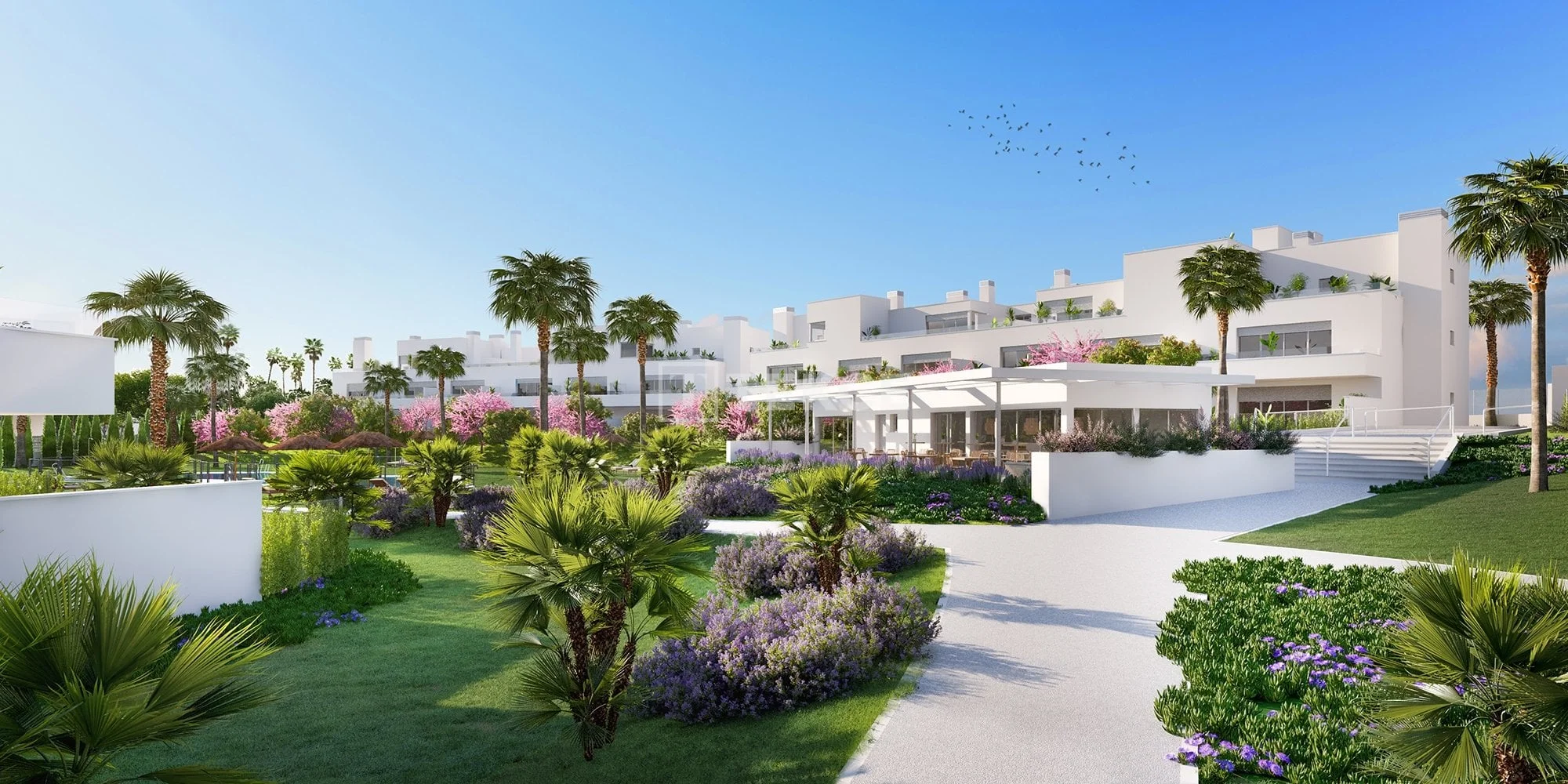 3-Bedroom Apartment with Sea and Mountain Views in Estepona, photo 2