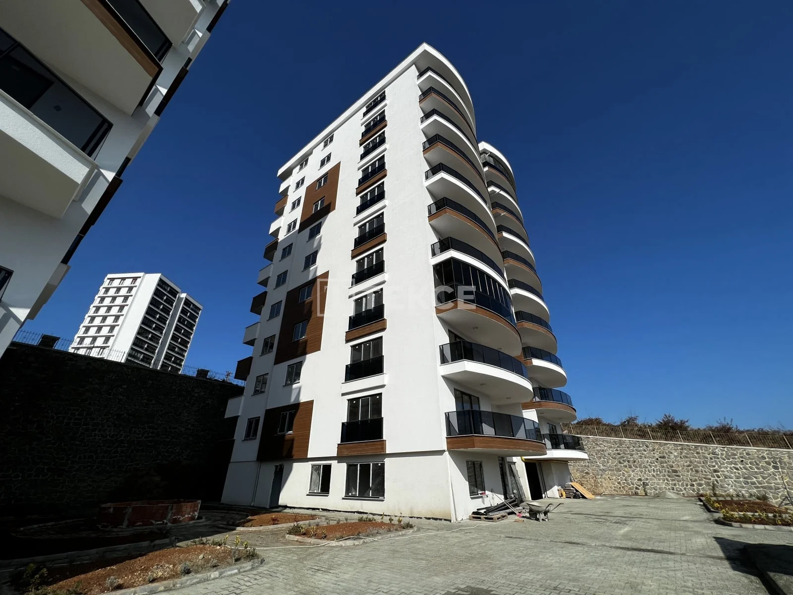 3-Bedroom Apartment with Sea View in Trabzon, photo 2