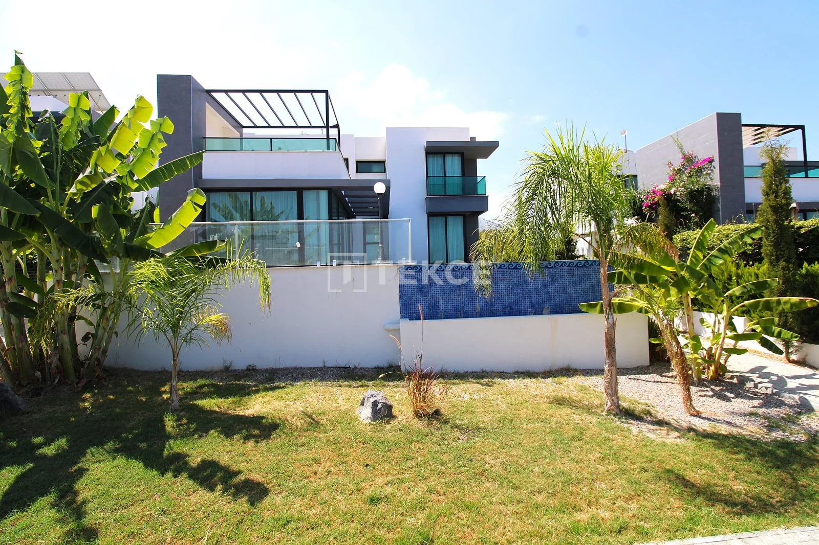 3-Bedroom Villa with Private Pool and Sea View in Kyrenia, photo 2